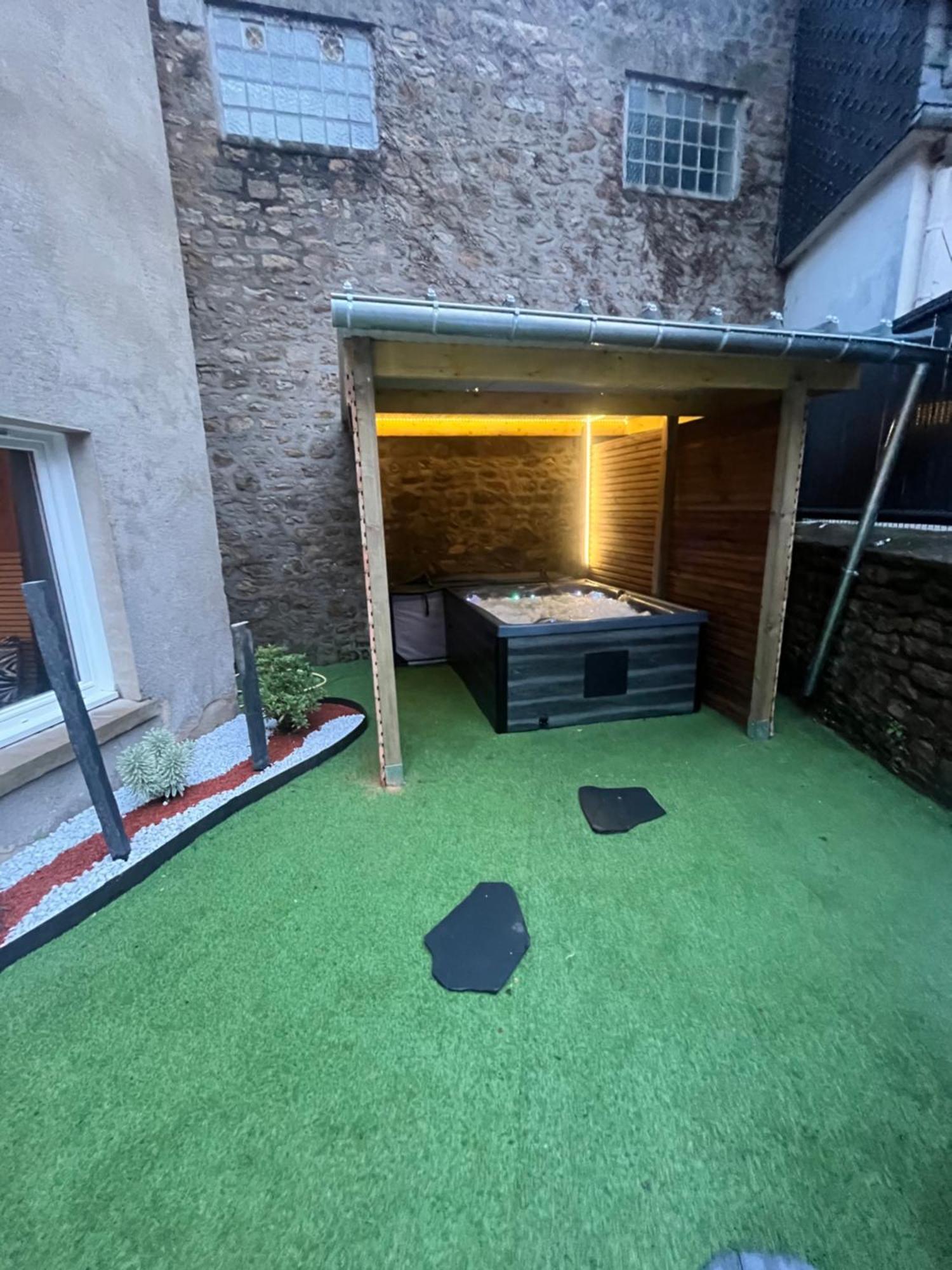 Beau Loft Room Proche Mont Saint Michel Jaccuzi Illimite En Plein Centre Avranches Zewnętrze zdjęcie
