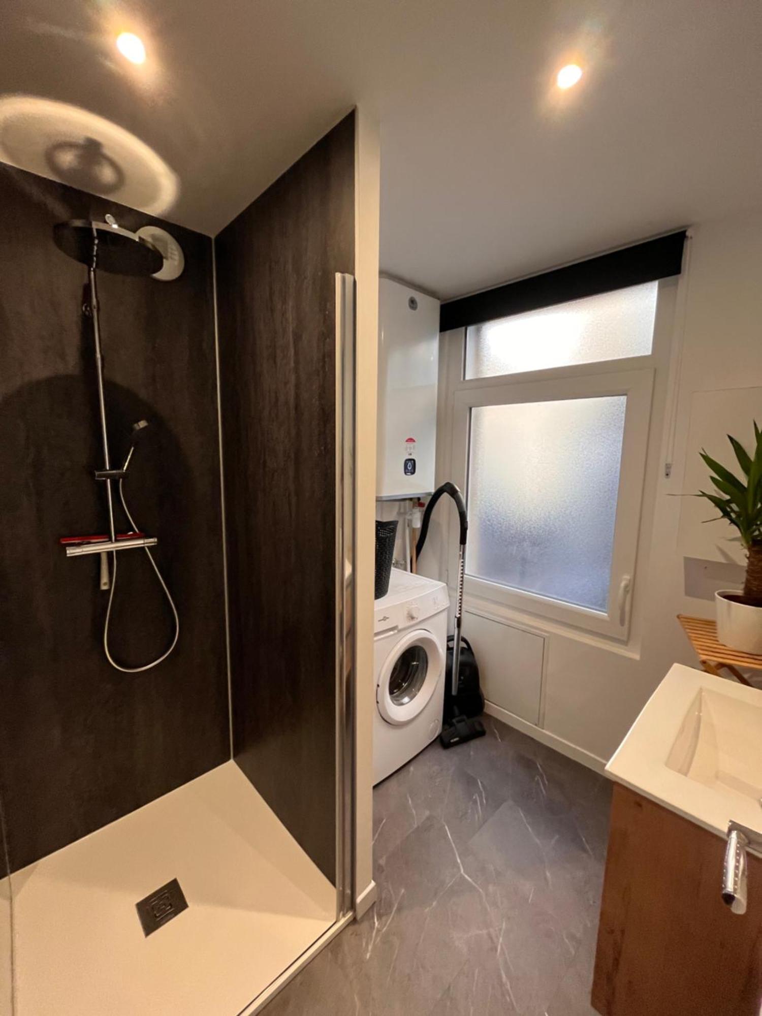 Beau Loft Room Proche Mont Saint Michel Jaccuzi Illimite En Plein Centre Avranches Zewnętrze zdjęcie